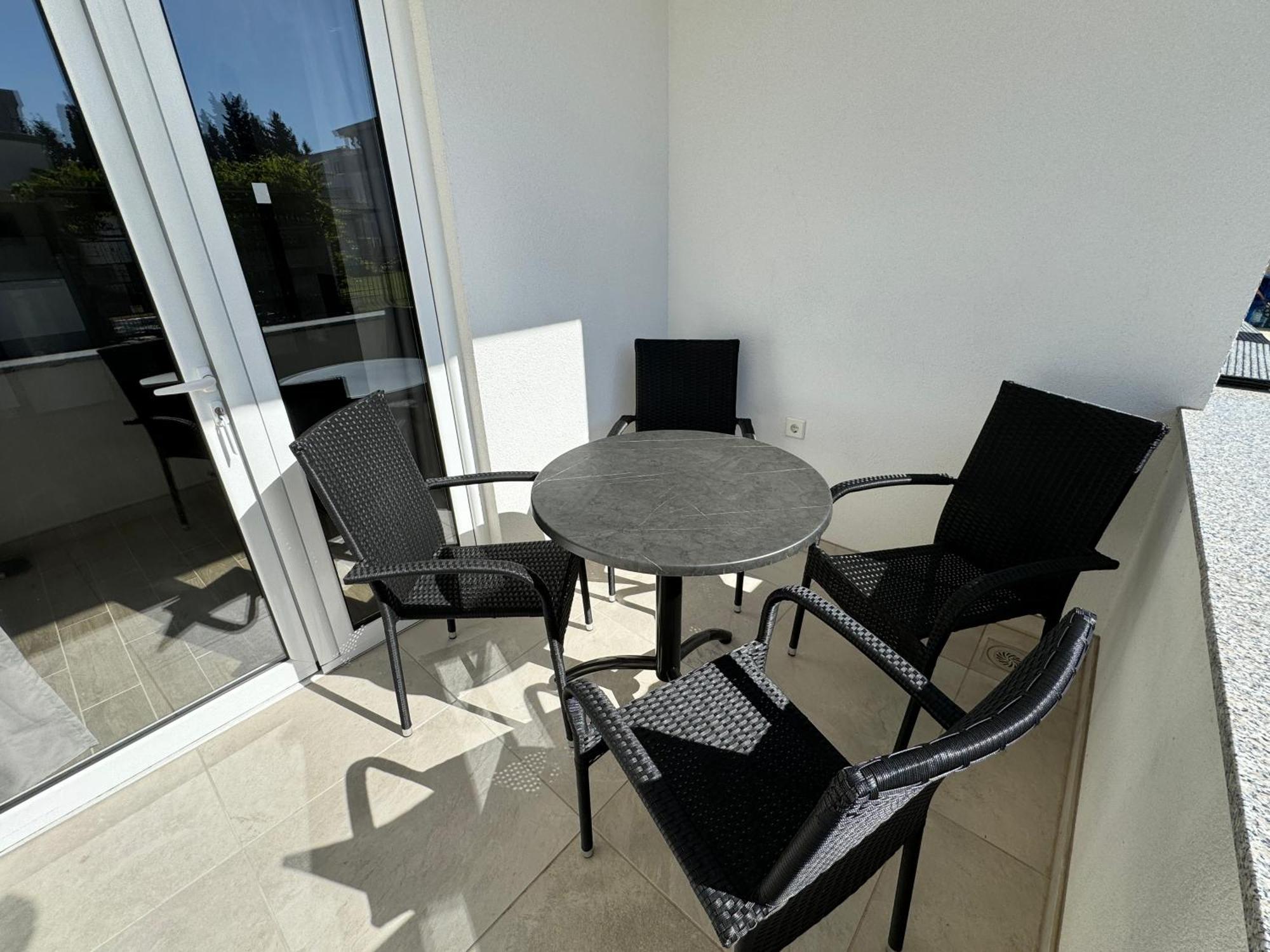 Adla Apartmani Ulcinj Exterior foto