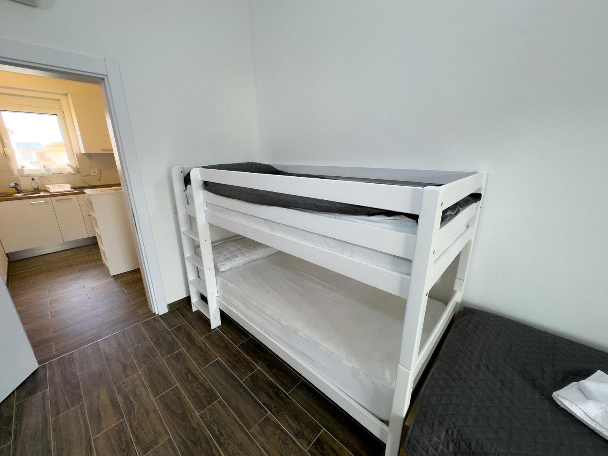 Adla Apartmani Ulcinj Exterior foto